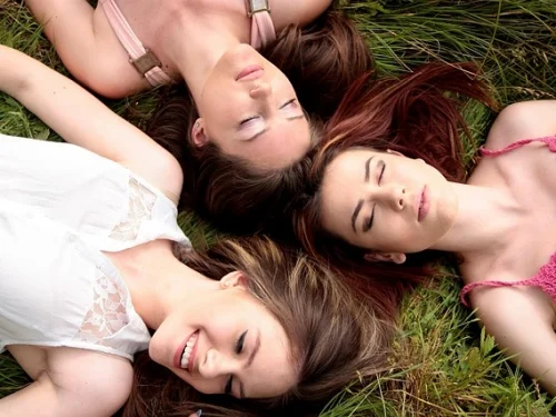 Rüyada Çitlembik Toplamak