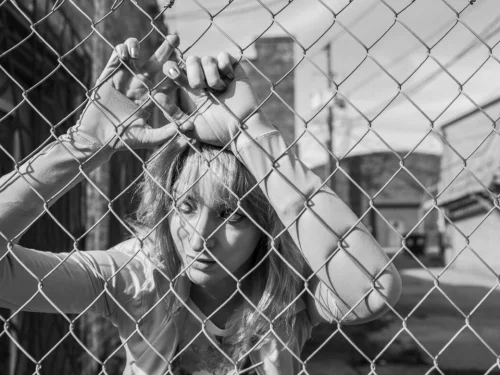 Rüyada Çiviye Asmak