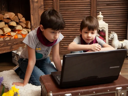 Rüyada Ölen Annesinin Sesini Duymak