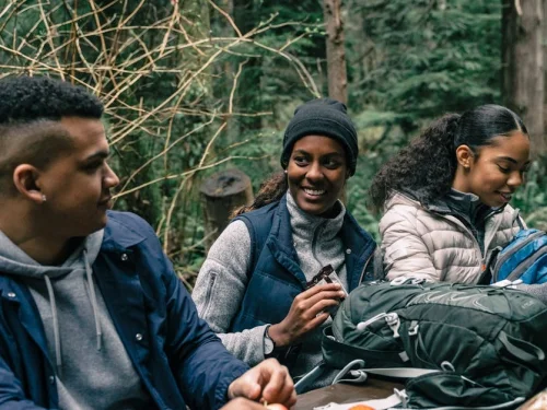 Rüyada Ölen Anneyle Dans Etmek