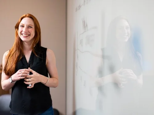 Rüyada Ölen Babaanneye Para Vermek