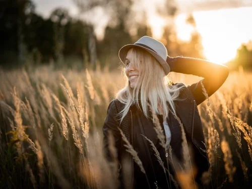 Rüyada Ölen Babanın Yanına Yatmak