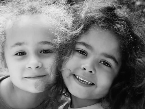 Rüyada Ölen Birinden Kitap Almak