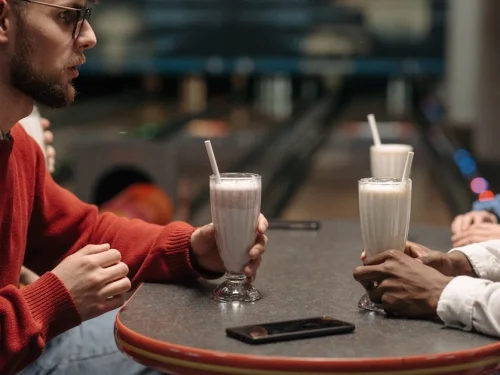 Rüyada Ölen Birisine Altın Bilezik Vermek