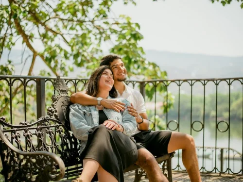 Rüyada Ölen Kardeşini Dövmek