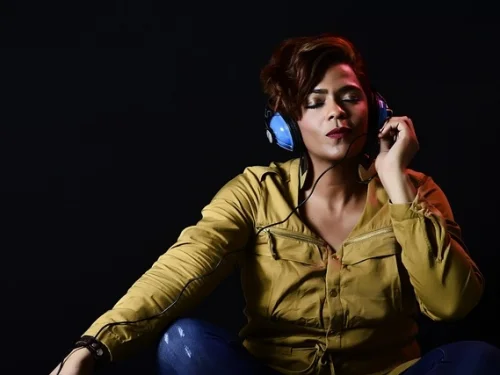 Rüyada Ölmek Üzere Olan Hayvana Su Vermek