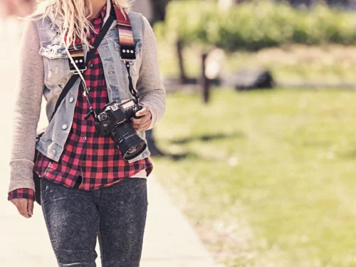 Rüyada Ölmüş Annenin Kucağına Yatmak