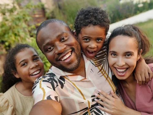 Rüyada Ölmüş Birinden Dolar Almak