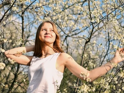 Rüyada Ölmüş Birine İlaç Vermek