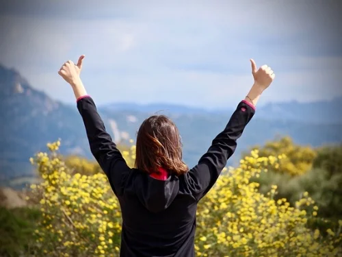 Rüyada Ölmüş Birini Dövmek