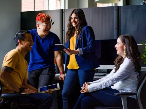 Rüyada Ölmüş Birinin Eteğini Giymek