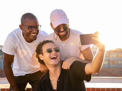 Rüyada Ölmüş Dedeye Yardım Etmek