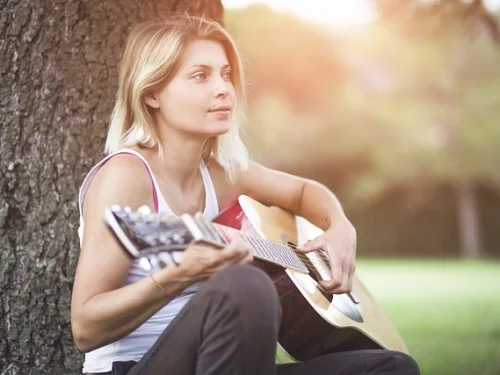 Rüyada Ölmüş Kardeşini Dövmek