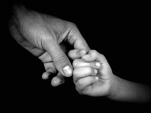 Rüyada Ölülerin Yanında Oturmak