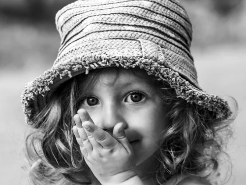 Rüyada Ölünün Ağzını Dikmek