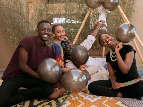 Rüyada Ölüye Sarılmak İstemek