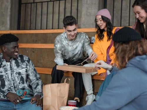 Rüyada Ölüyü Yemeğe Davet Etmek